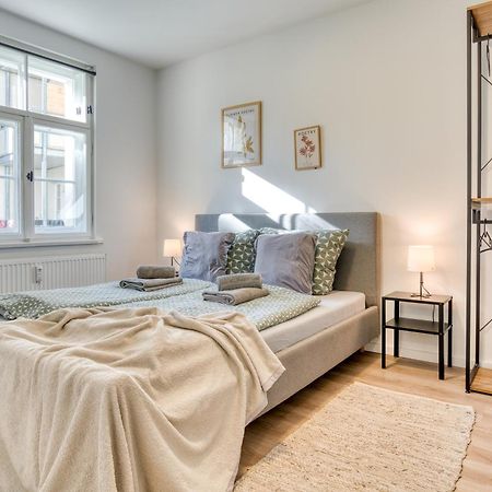 Homy I Moderner Retrocharme Wlan & Netflix Lägenhet Leipzig Exteriör bild